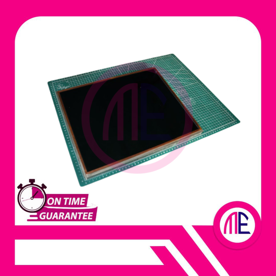 LQ190E1LX51 LCD - 43x32.7x1.6cm -Used